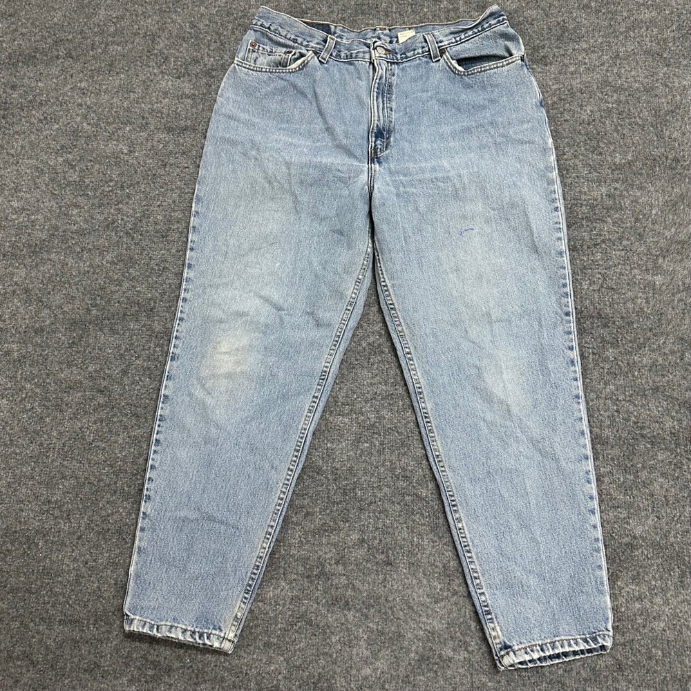 Levi's 550 Jeans Womens Size 18W S Blue Relaxed Tapered Light Wash USA Cotton
